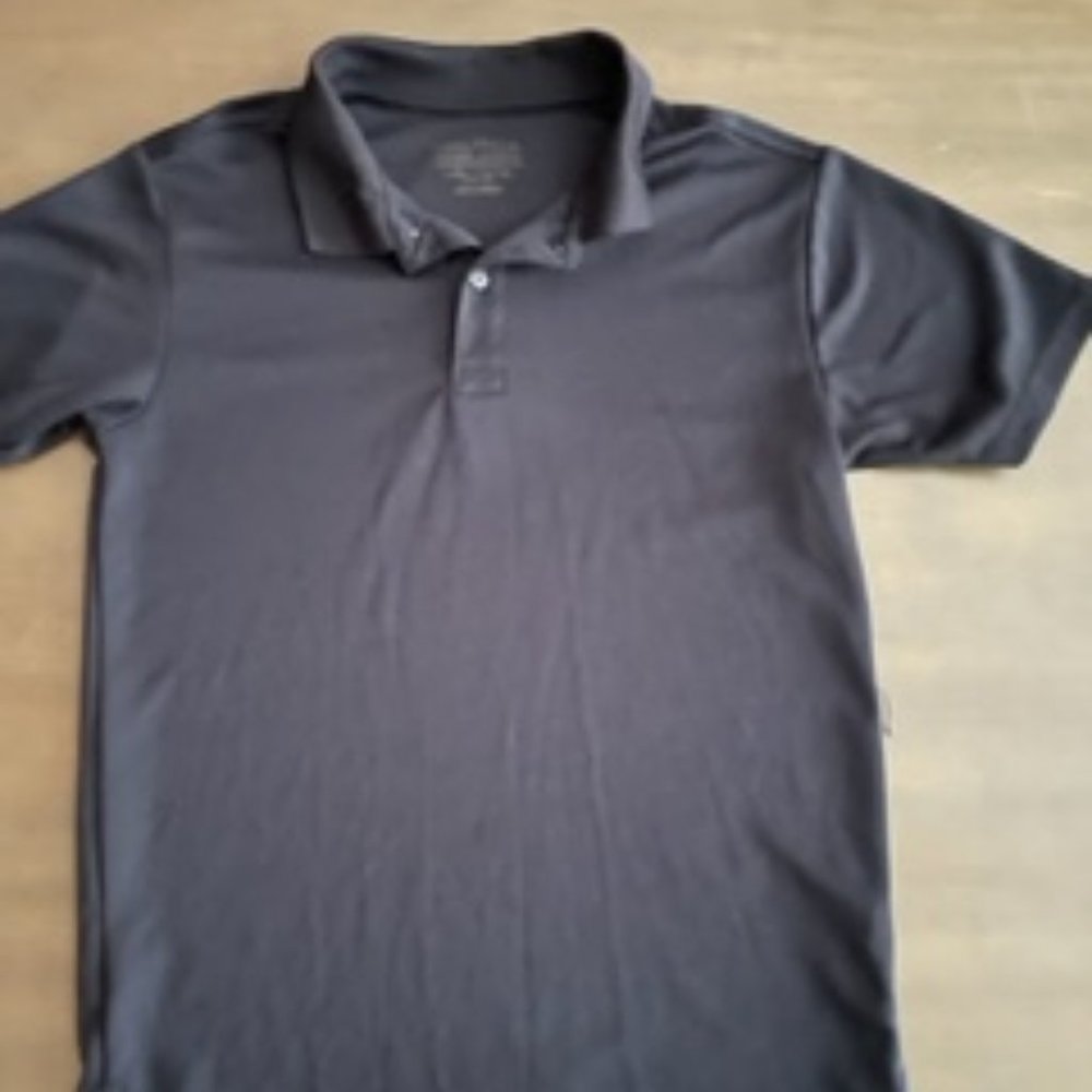 Nautica School Uniform Short-Sleeve Shirt. Youth Size Large (14/16).